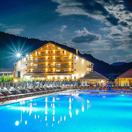 Mirage Resort & Spa Vişeu de Sus Exteriér fotografie