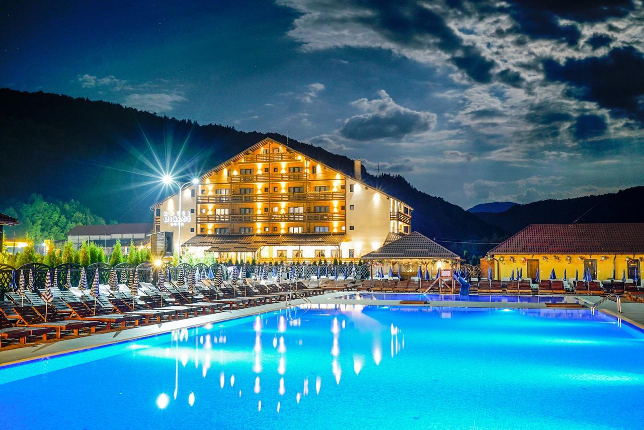Mirage Resort & Spa Vişeu de Sus Exteriér fotografie